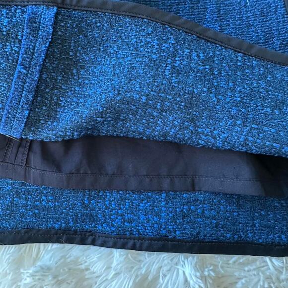 Banana Republic A-Line Royal Blue Mini Skirt Size 4, Lined Tweed - Picture 3 of 4